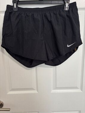 new with tag XL Nike Dri-FIT Shorts Women Black Running Swimming Athletic Shorts
